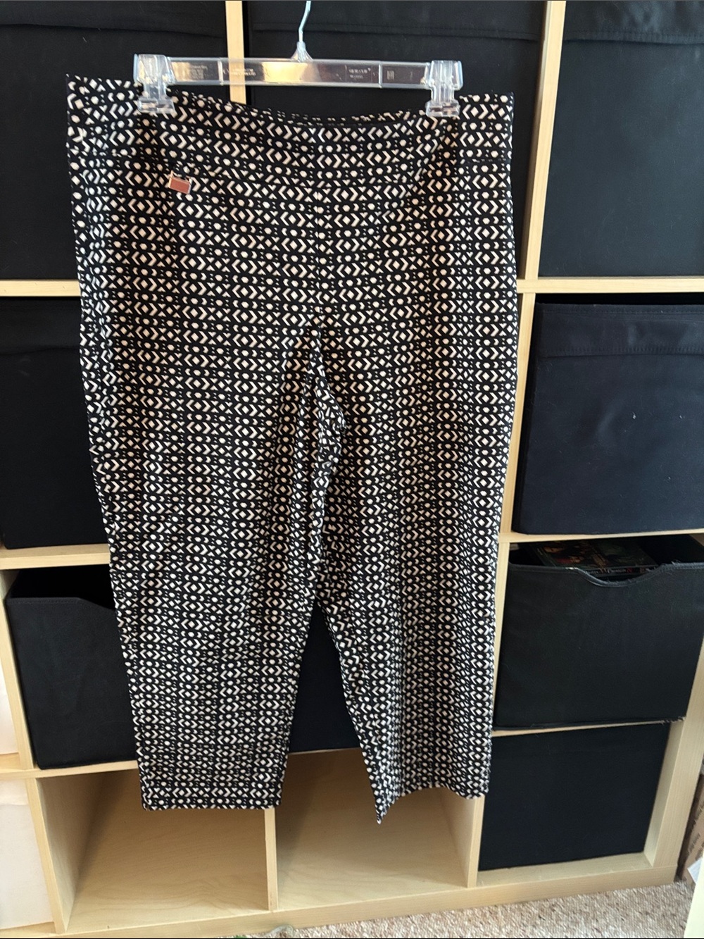 Courtenay Black and White Cropped Patterned Pants 27” inseam